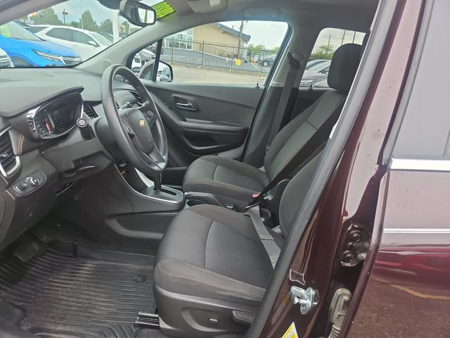 Used 2020 Chevrolet Trax LT FWD image 9