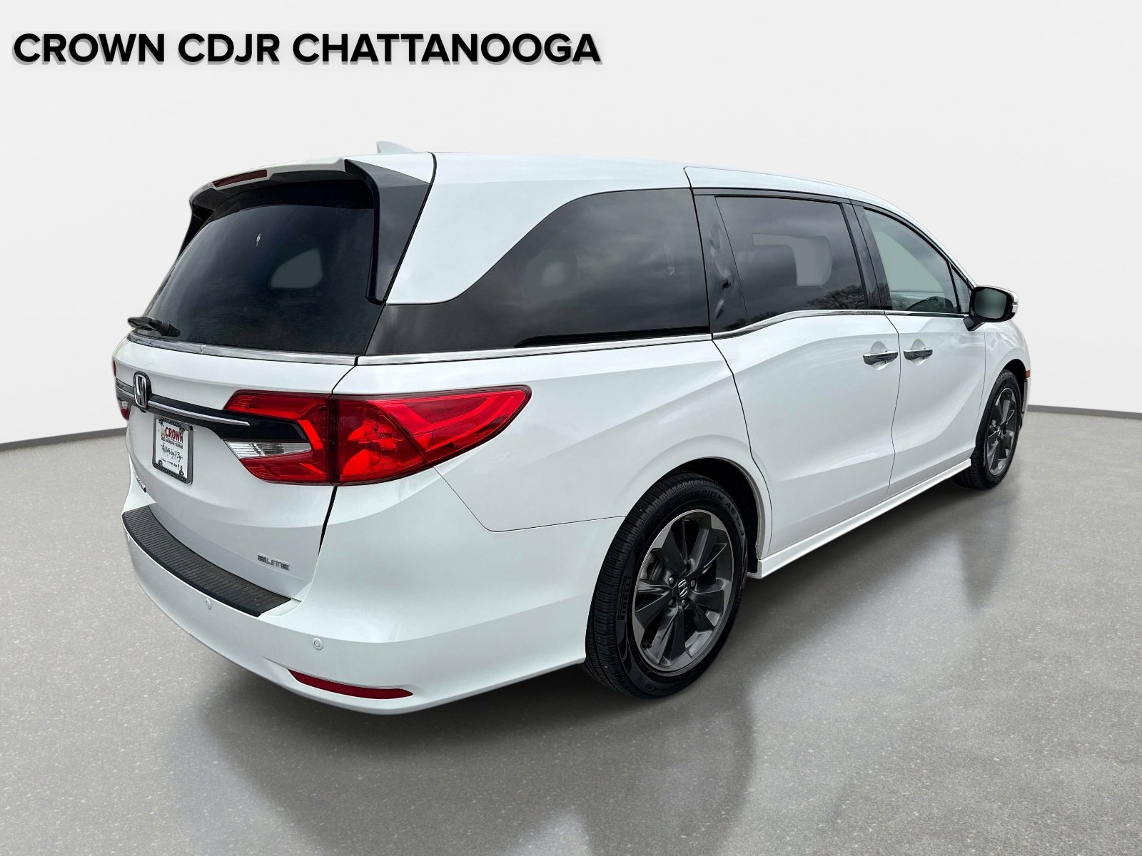 Used 2024 Honda Odyssey Elite image 5