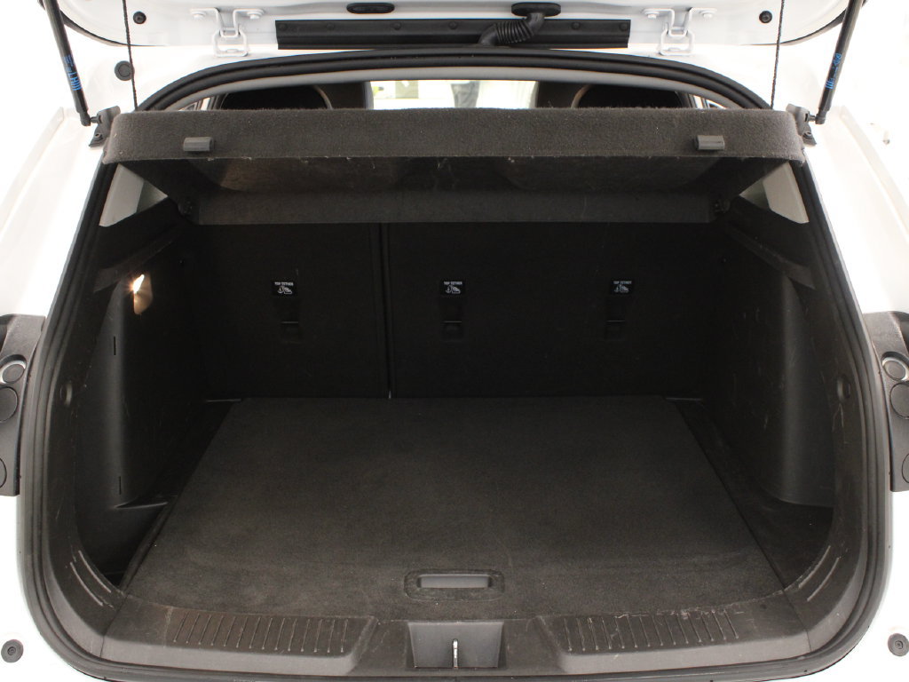 Used 2025 Chevrolet Trax LT w/ Driver Confidence Package FWD image 34
