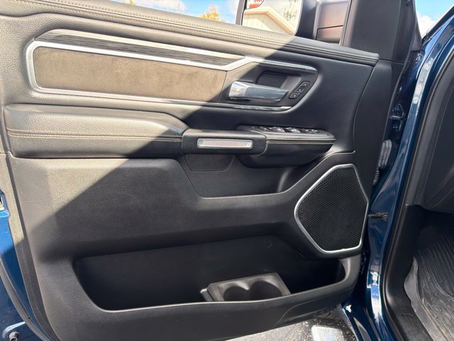 Used 2023 RAM 1500 Laramie AWD/4WD image 11