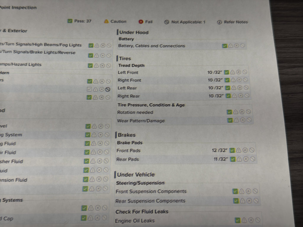 Used 2001 Chevrolet Corvette Coupe w/ Preferred Equipment Group1 image 32