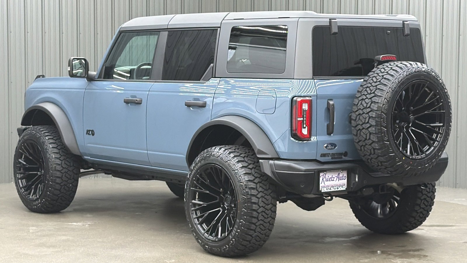 Used 2024 Ford Bronco Wildtrak image 3