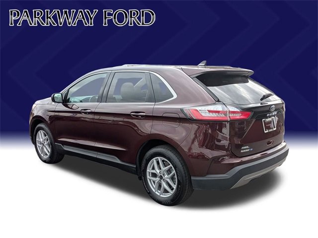 Used 2024 Ford Edge SEL image 7