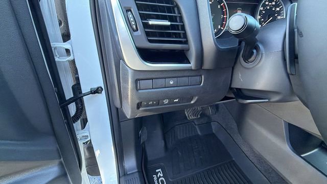 New 2026 Nissan Rogue SV image 31