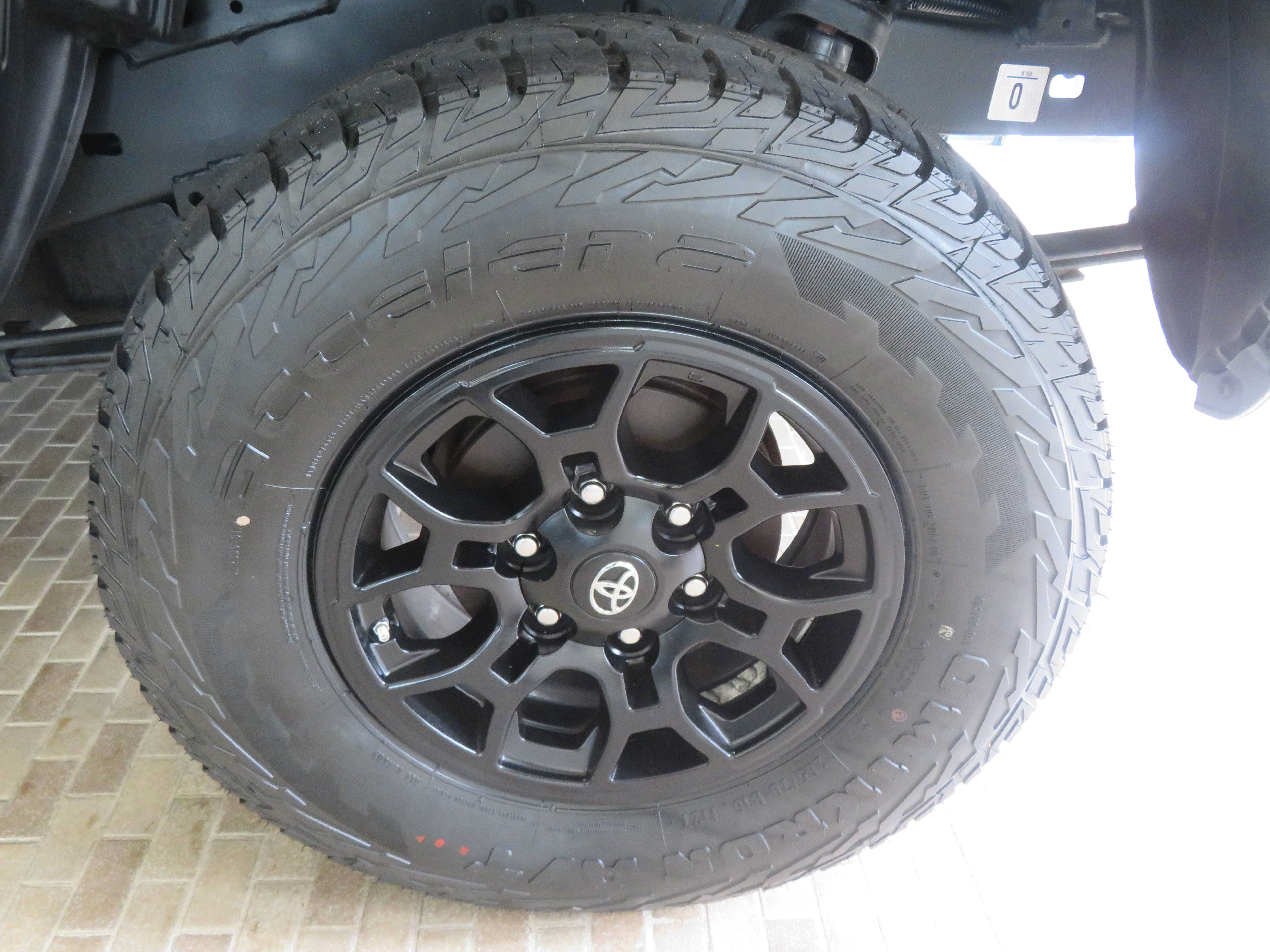 Used 2022 Toyota Tacoma SR5 RWD image 8