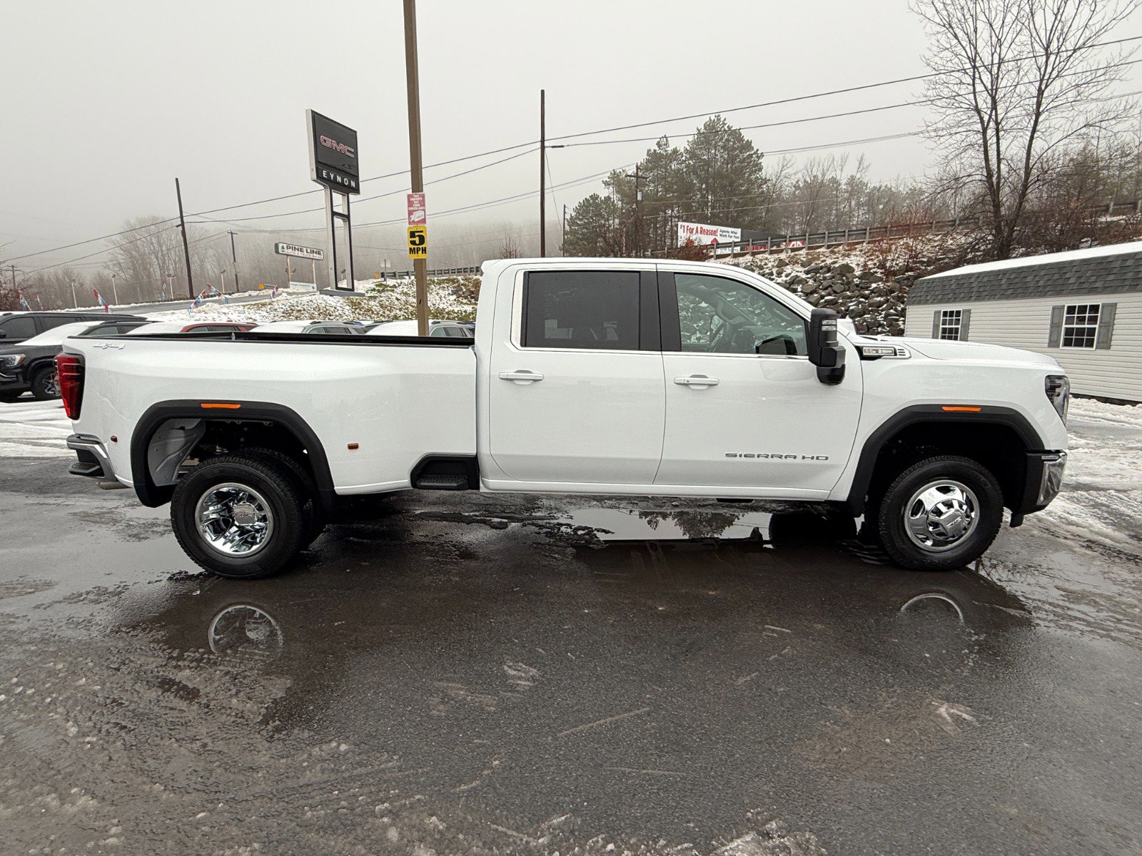 New 2026 GMC Sierra 3500 SLE w/ Preferred Package image 6
