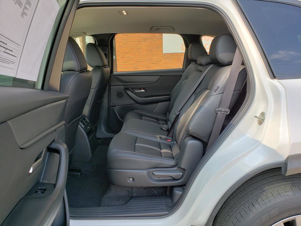 Used 2025 MAZDA CX-90 3.3 Turbo w/ Select Package image 10