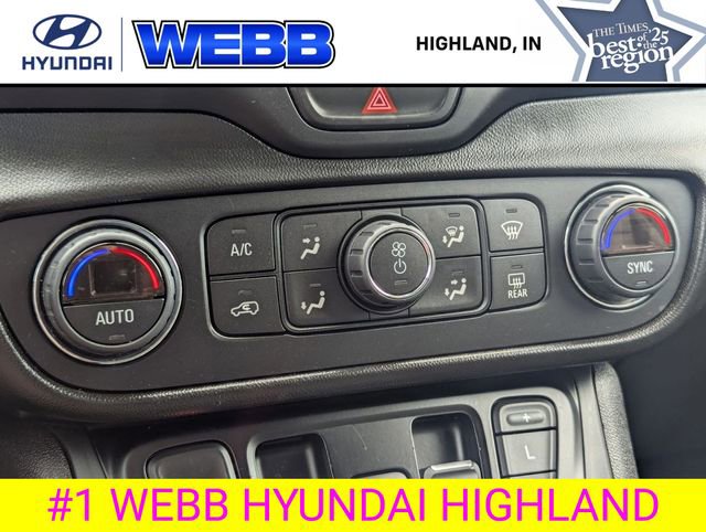 Used 2020 GMC Terrain SLT w/ Preferred Package image 19