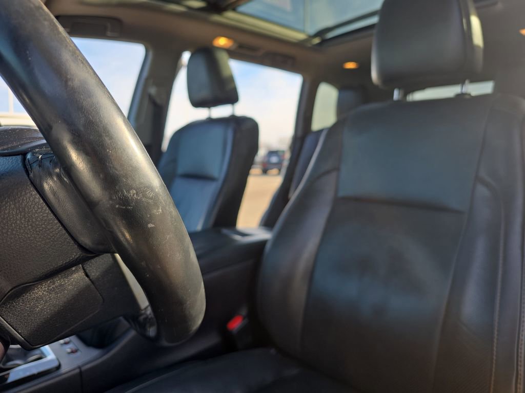 Used 2017 Toyota Highlander Limited Platinum image 16