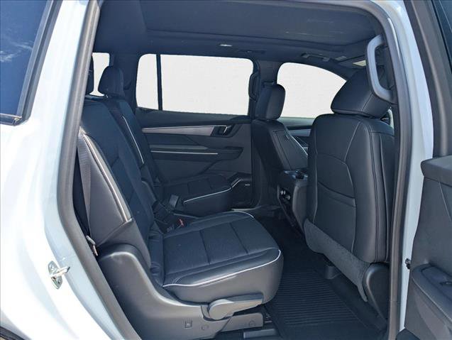 New 2026 Buick Enclave Sport Touring w/ Power Package FWD image 18