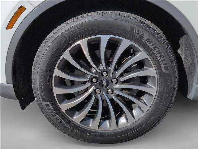 Used 2020 Lincoln Aviator Reserve w/ Class IV Trailer Tow Package RWD image 18