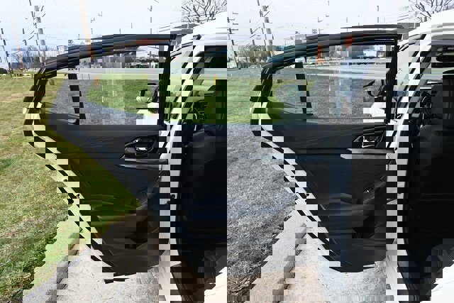 Used 2016 Nissan Maxima SR w/ Midnight Edition image 23