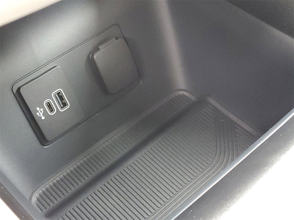 New 2026 Ford Explorer Active image 20