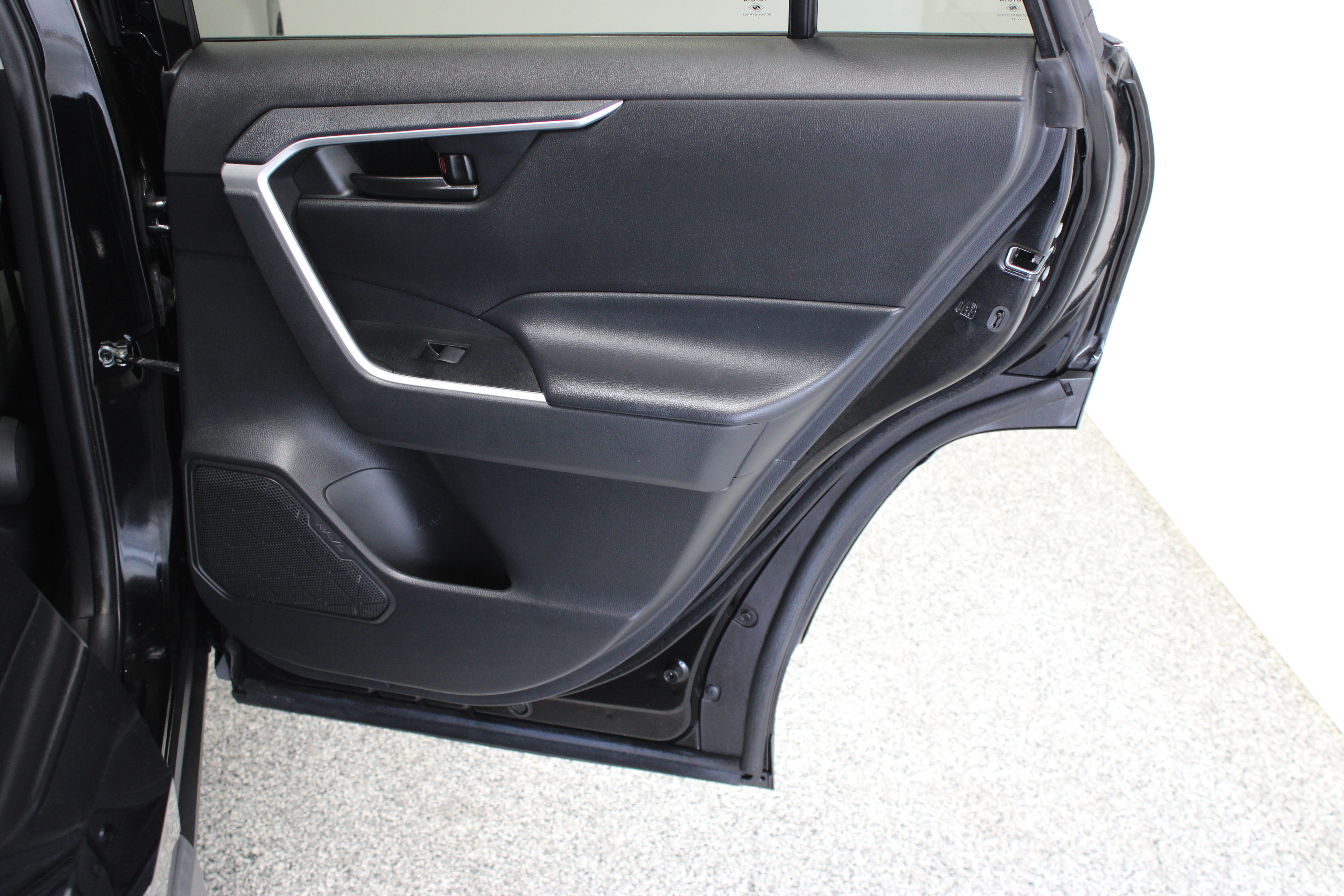Used 2023 Toyota RAV4 LE FWD image 28