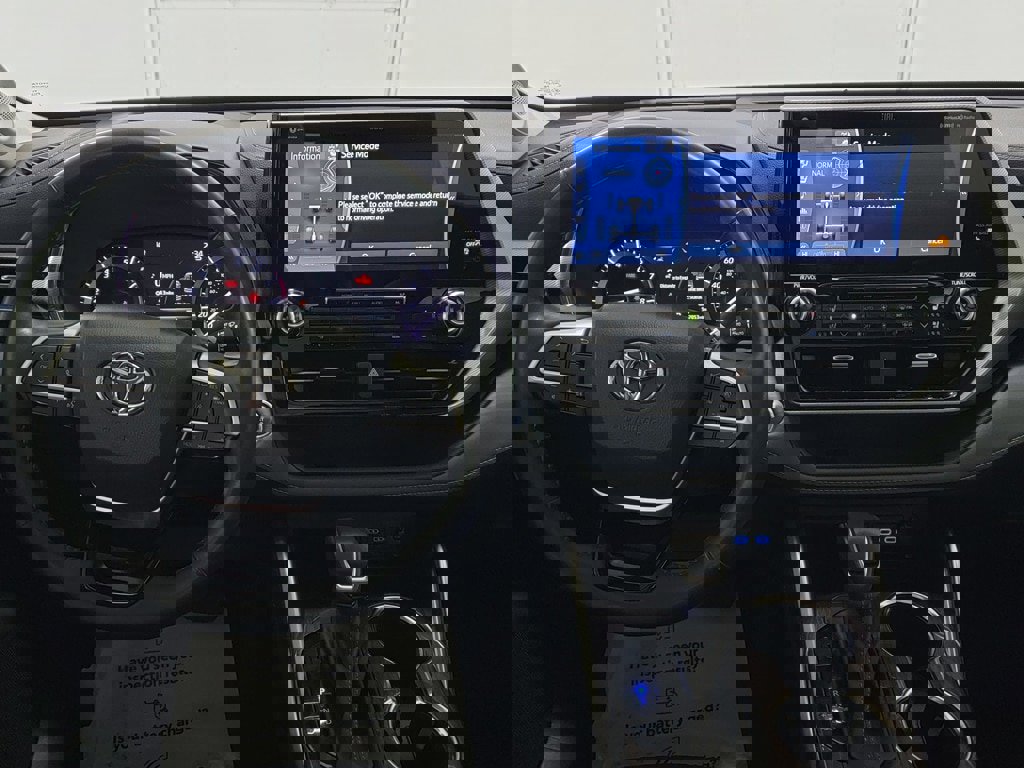 Certified 2022 Toyota Highlander Platinum image 12