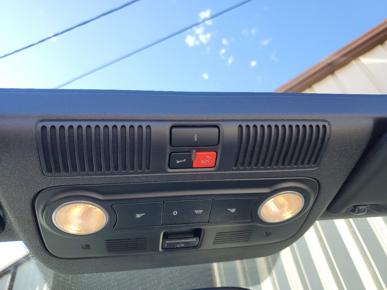 Used 2015 Volkswagen Beetle 1.8T image 25