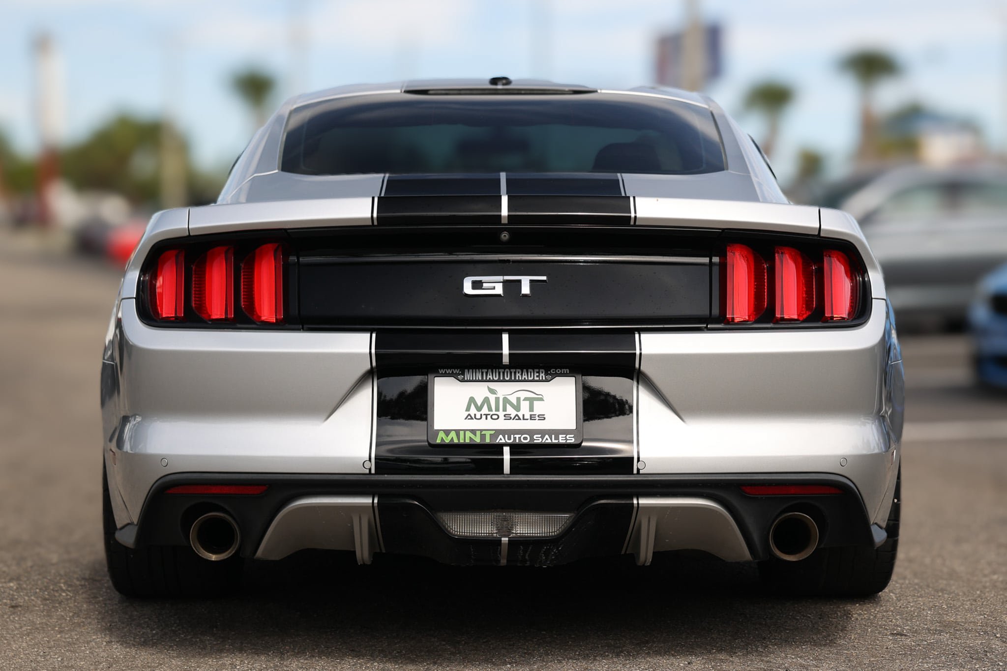 Used 2016 Ford Mustang GT Premium w/ GT Performance Package RWD image 11