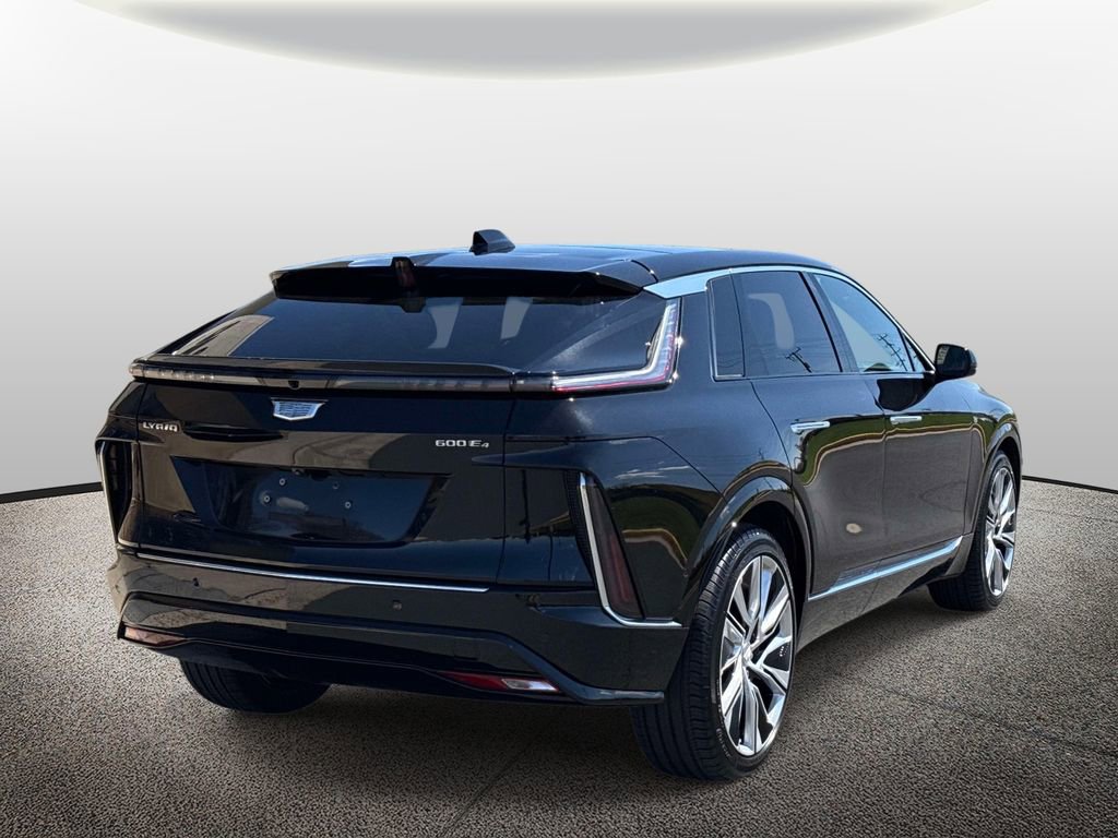 Used 2024 Cadillac Lyriq Luxury w/ LPO, Floor Liner Package image 2