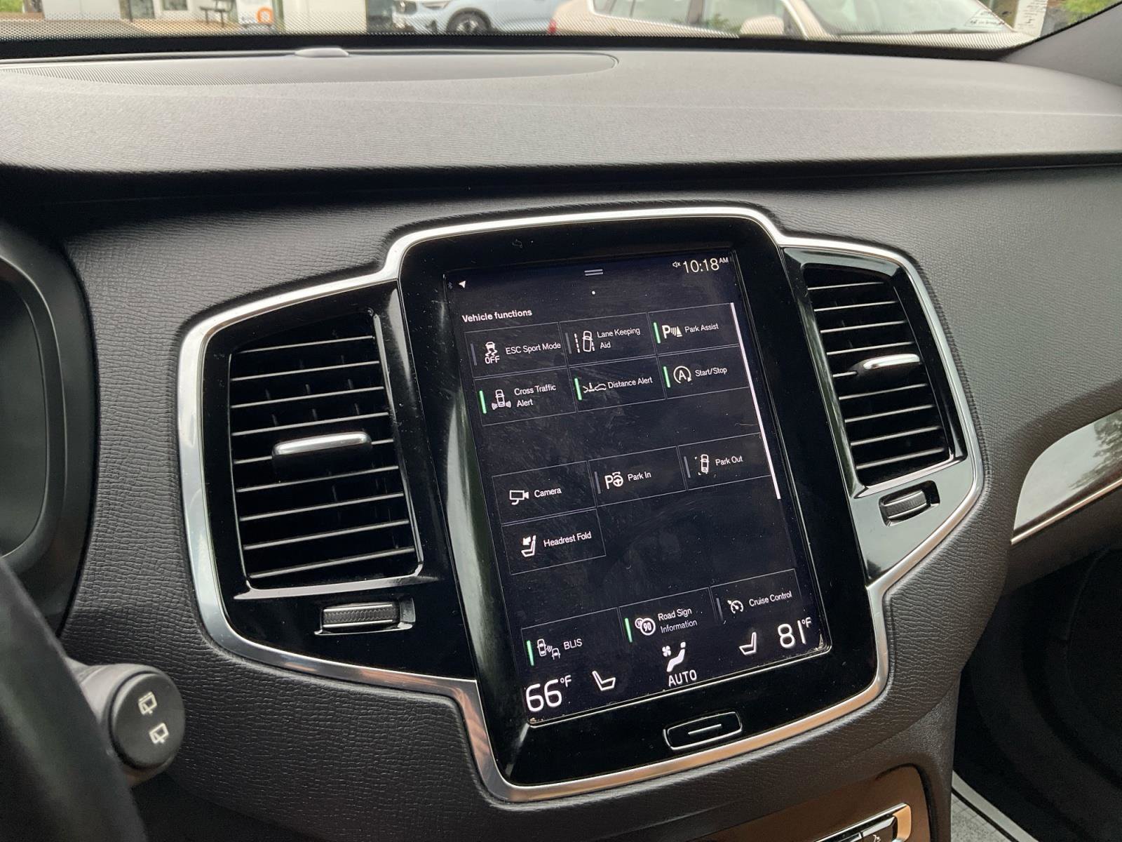 Used 2017 Volvo XC90 T6 Momentum w/ Vision Package image 22