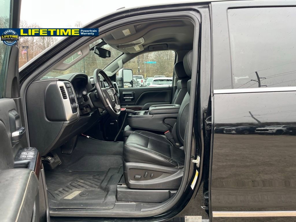 Used 2019 GMC Sierra 2500 SLT w/ Duramax Plus Package image 16