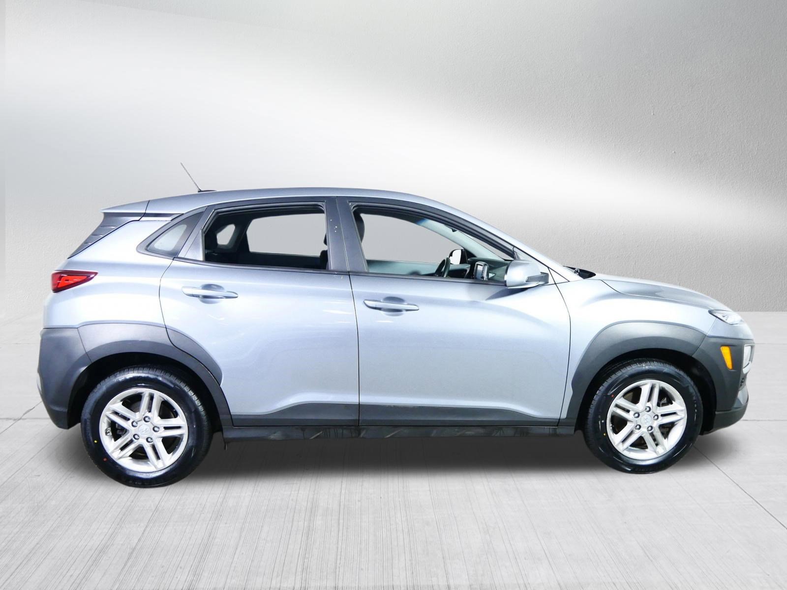 Used 2021 Hyundai Kona SE AWD/4WD image 8