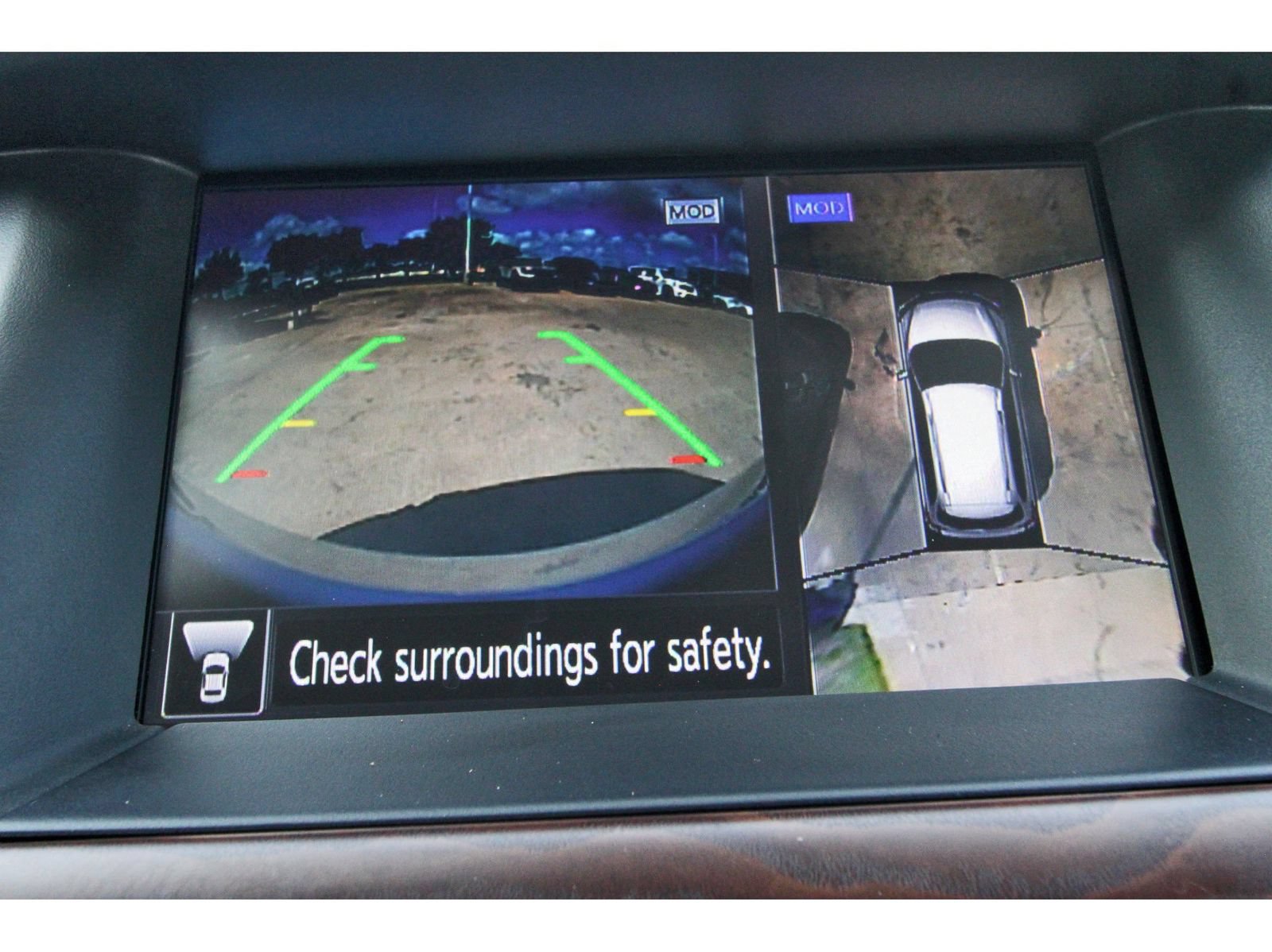 Used 2019 Nissan Pathfinder Platinum FWD image 27