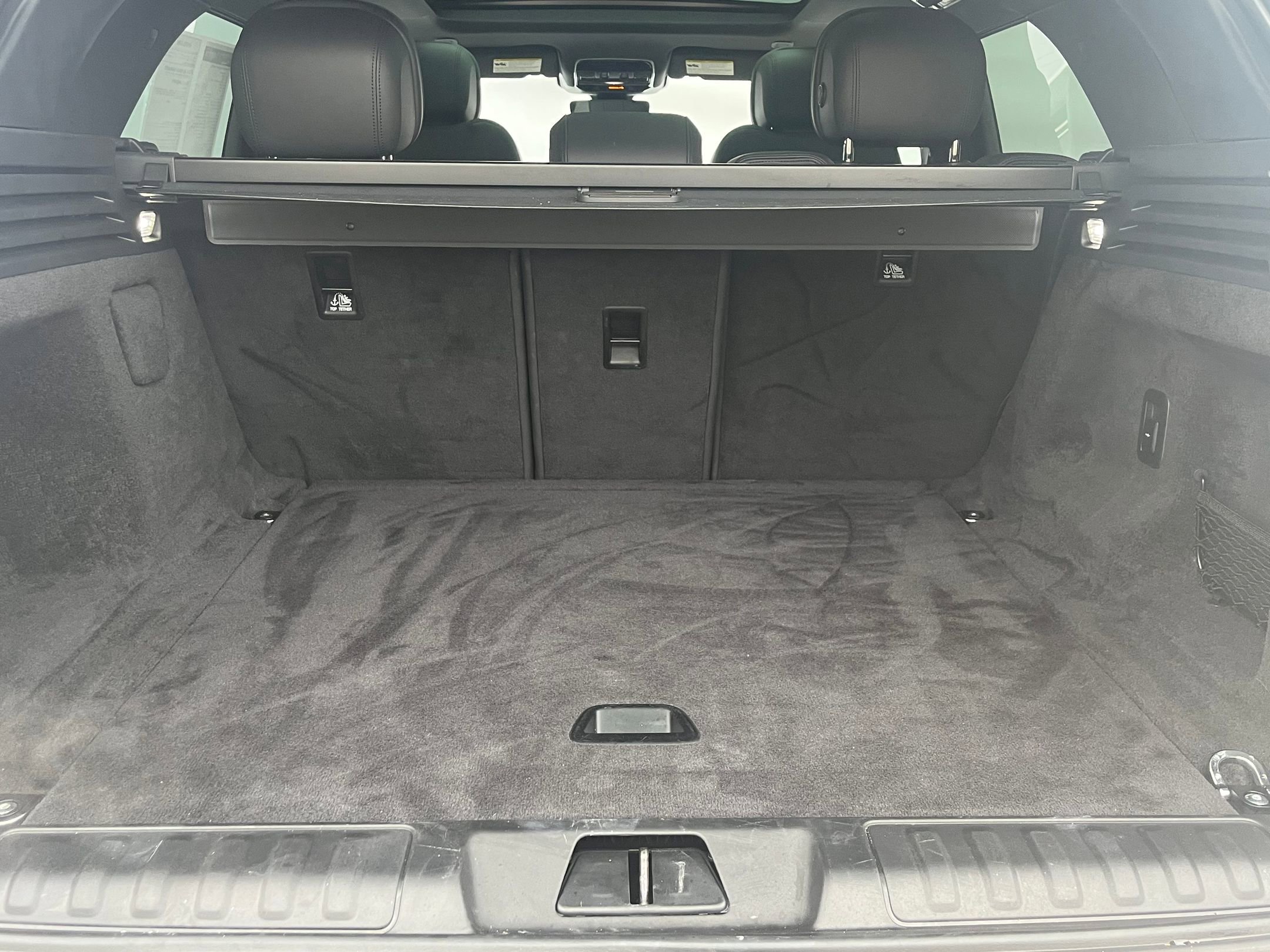 Certified 2025 Land Rover Range Rover Sport SE image 30