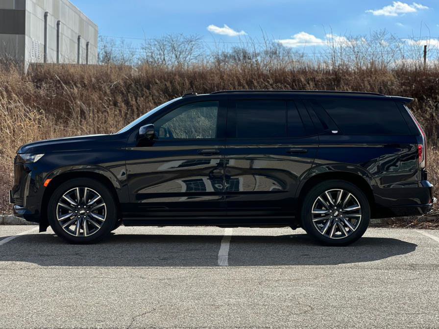 Used 2021 Cadillac Escalade Sport w/ Driver Assist Tech Package image 5