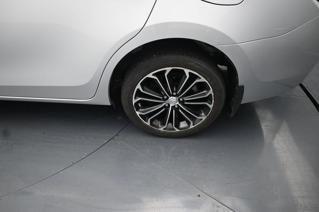 Used 2016 Toyota Corolla S FWD image 15