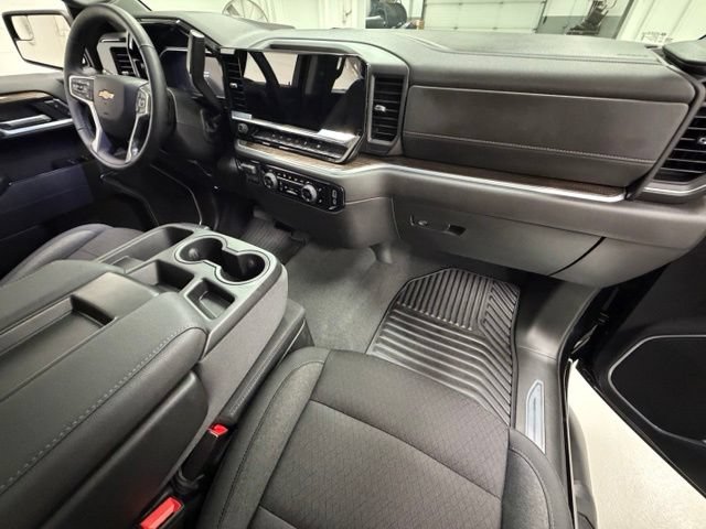 Certified 2026 Chevrolet Silverado 1500 LT AWD/4WD image 28