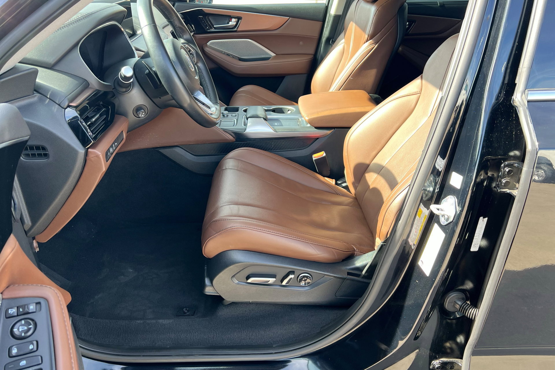 Used 2023 Acura MDX FWD w/ Technology Package image 17