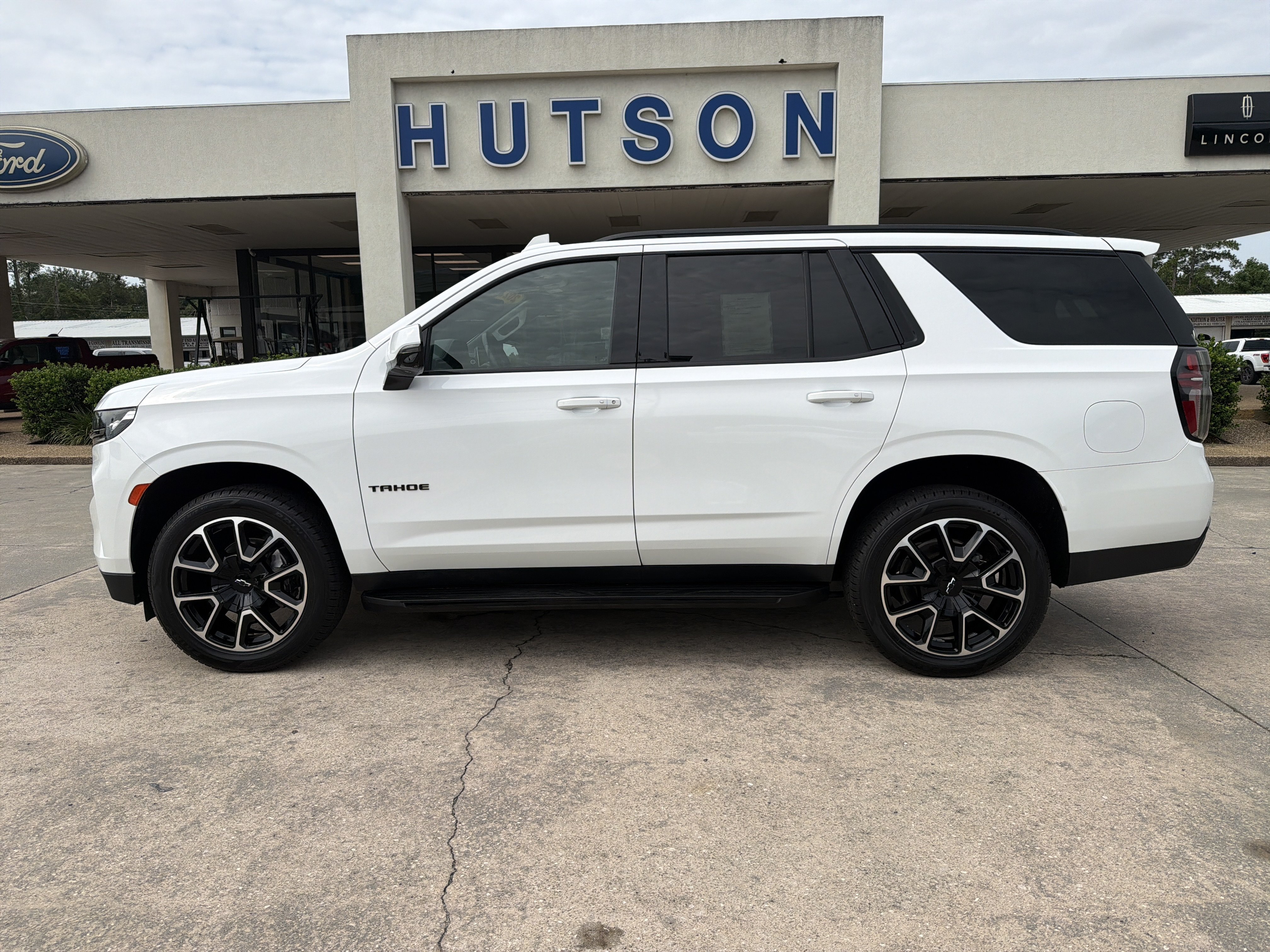 Used 2022 Chevrolet Tahoe RST w/ Luxury Package