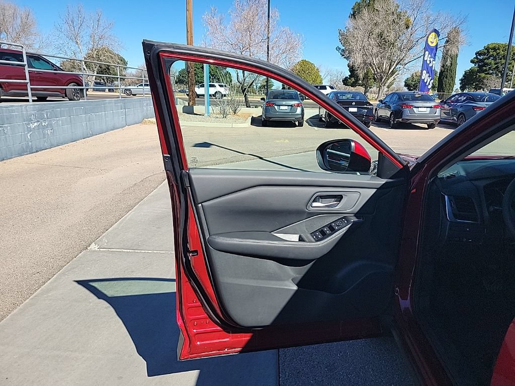 New 2026 Nissan Rogue SV FWD image 11