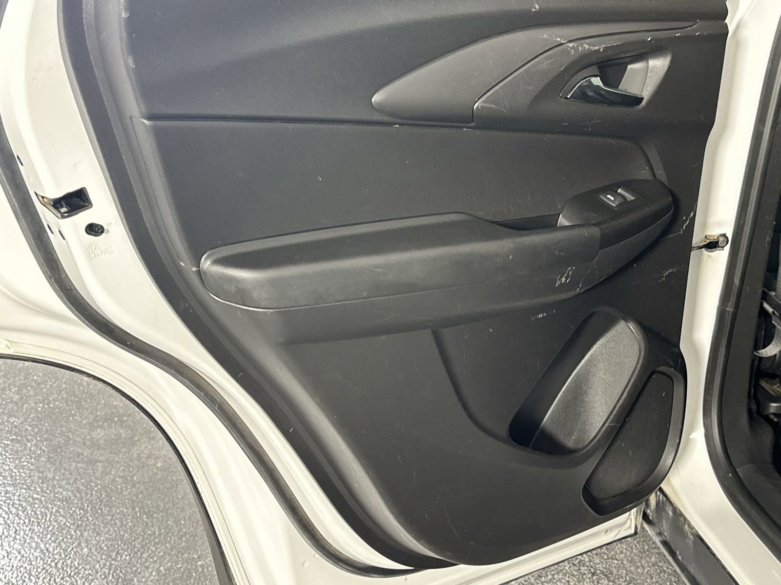 Used 2025 Chevrolet TrailBlazer LS w/ LS Convenience Package image 33