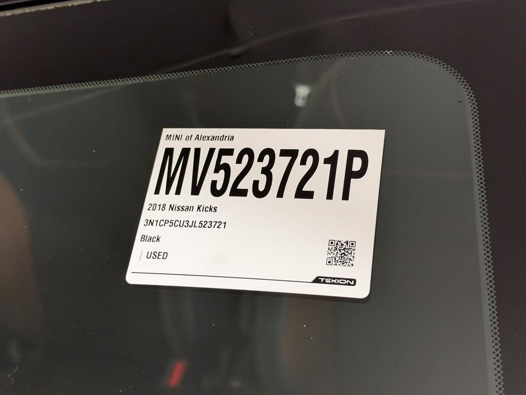 Used 2018 Nissan Kicks SR FWD image 32