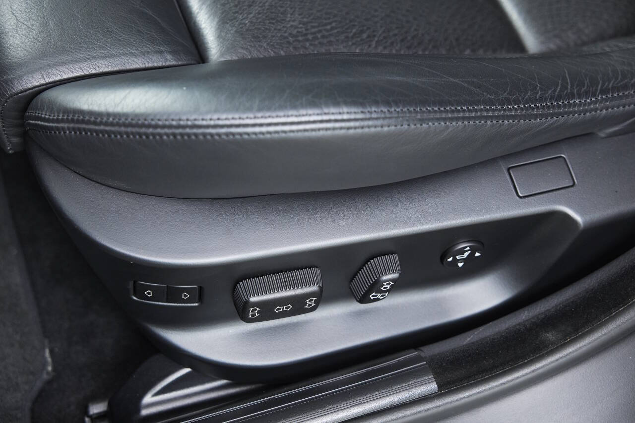Used 2003 BMW M5 RWD image 72