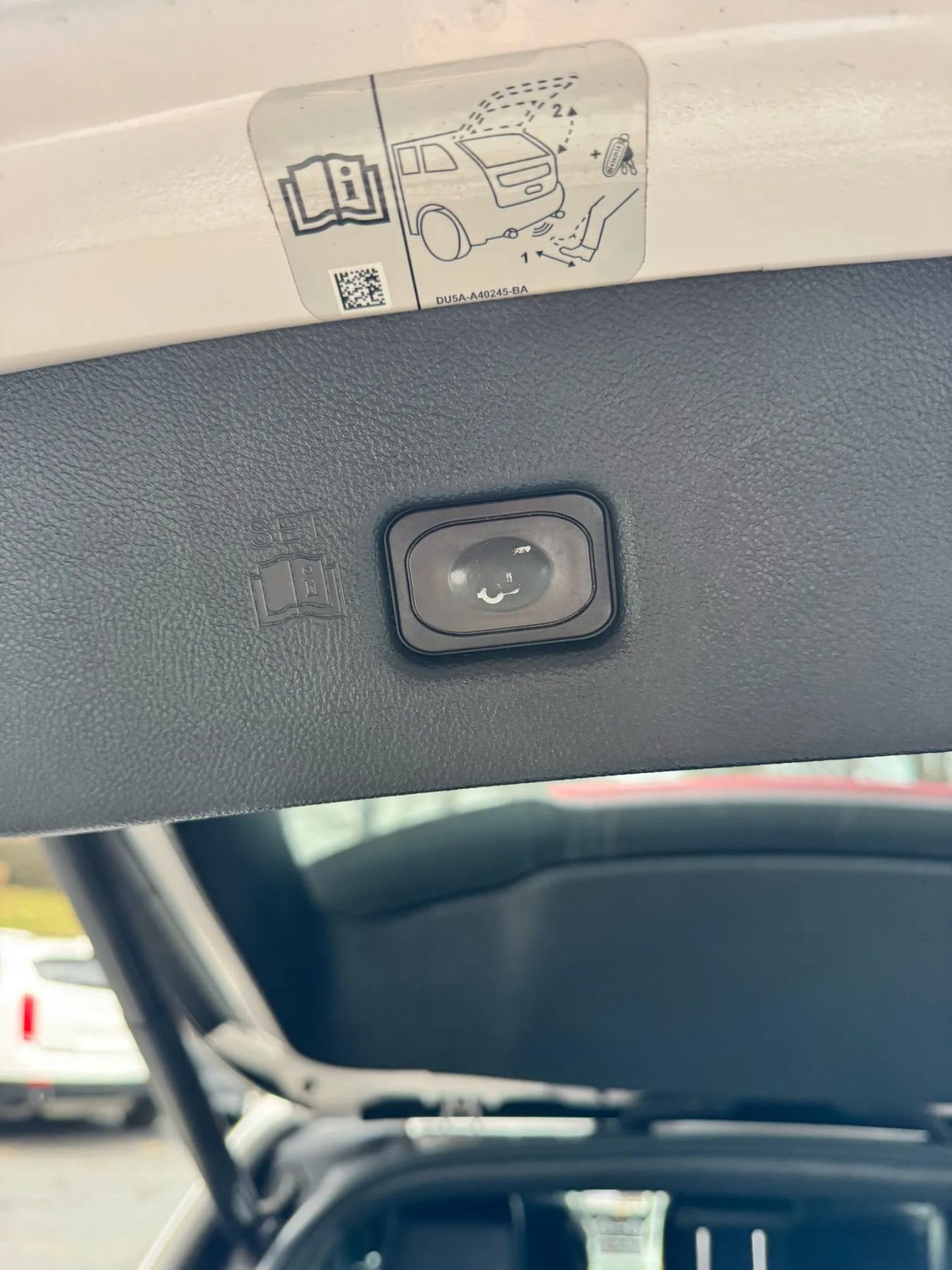 Used 2018 Lincoln MKX Reserve w/ Lincoln MKX Climate Package image 21