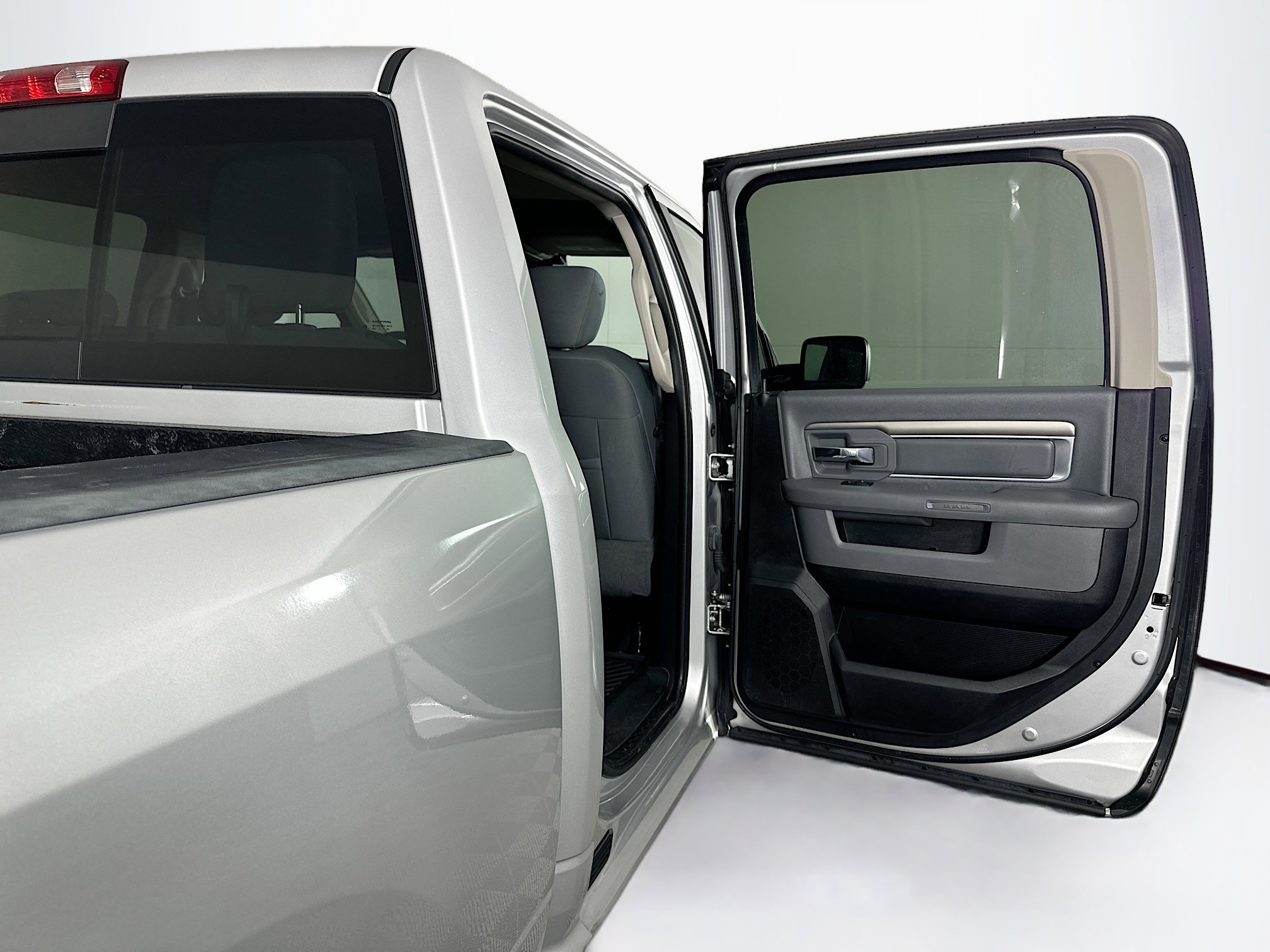 Used 2017 RAM 1500 Big Horn image 27