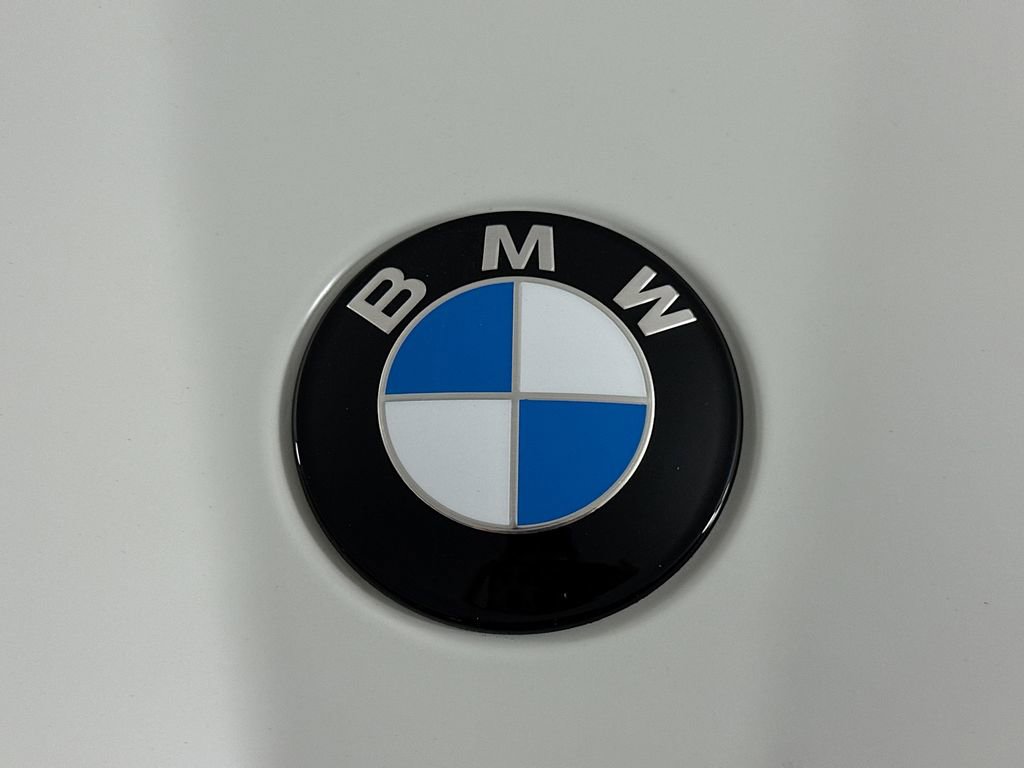 Used 2026 BMW M5 Touring AWD/4WD image 28