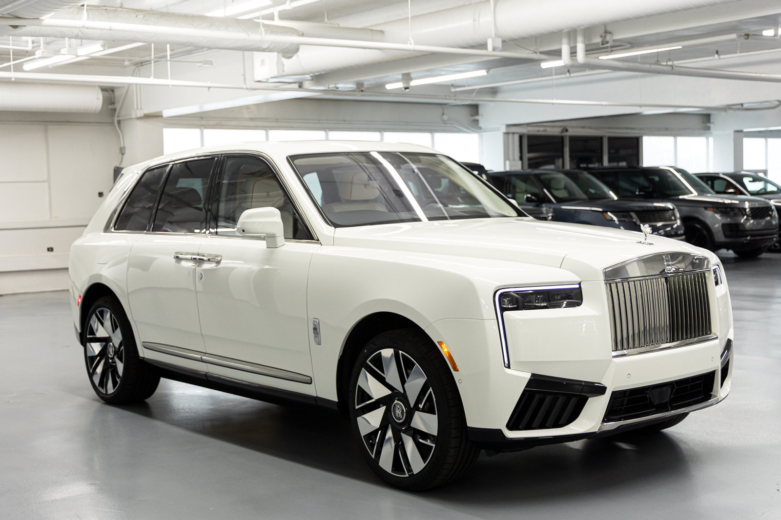 New 2027 Rolls-Royce Cullinan AWD/4WD image 7