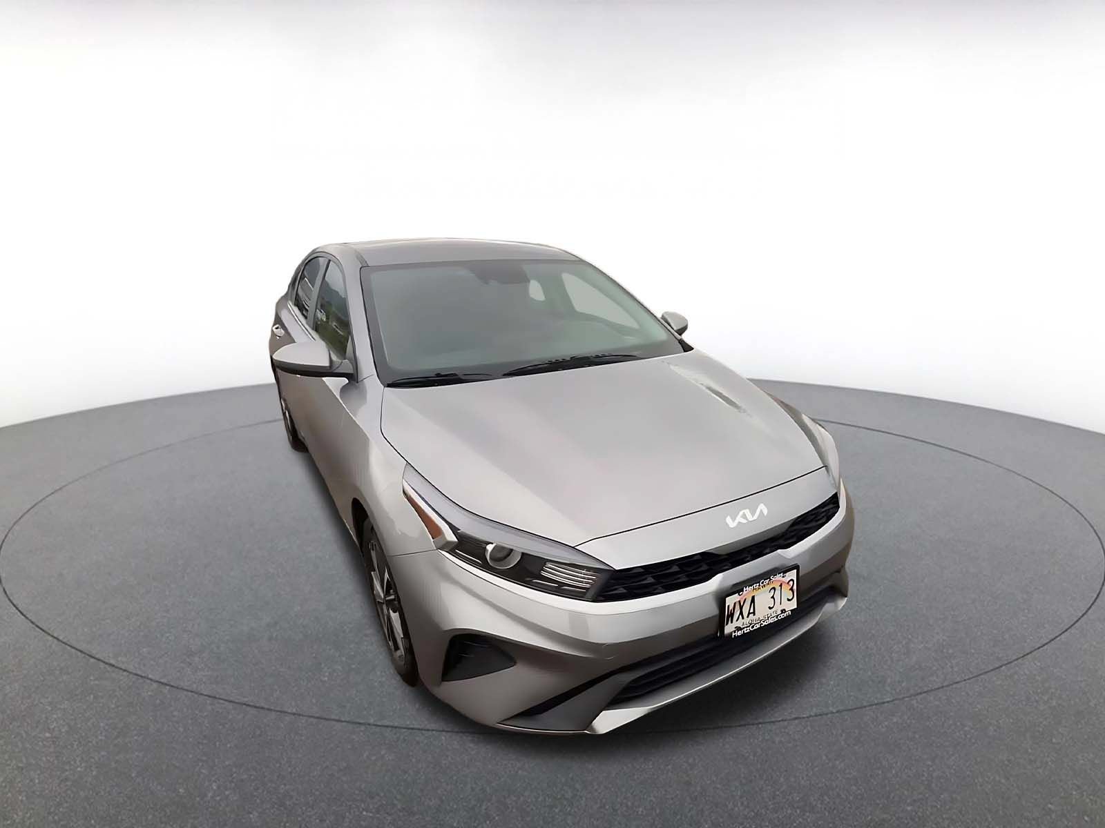 Used 2024 Kia Forte LXS FWD image 3