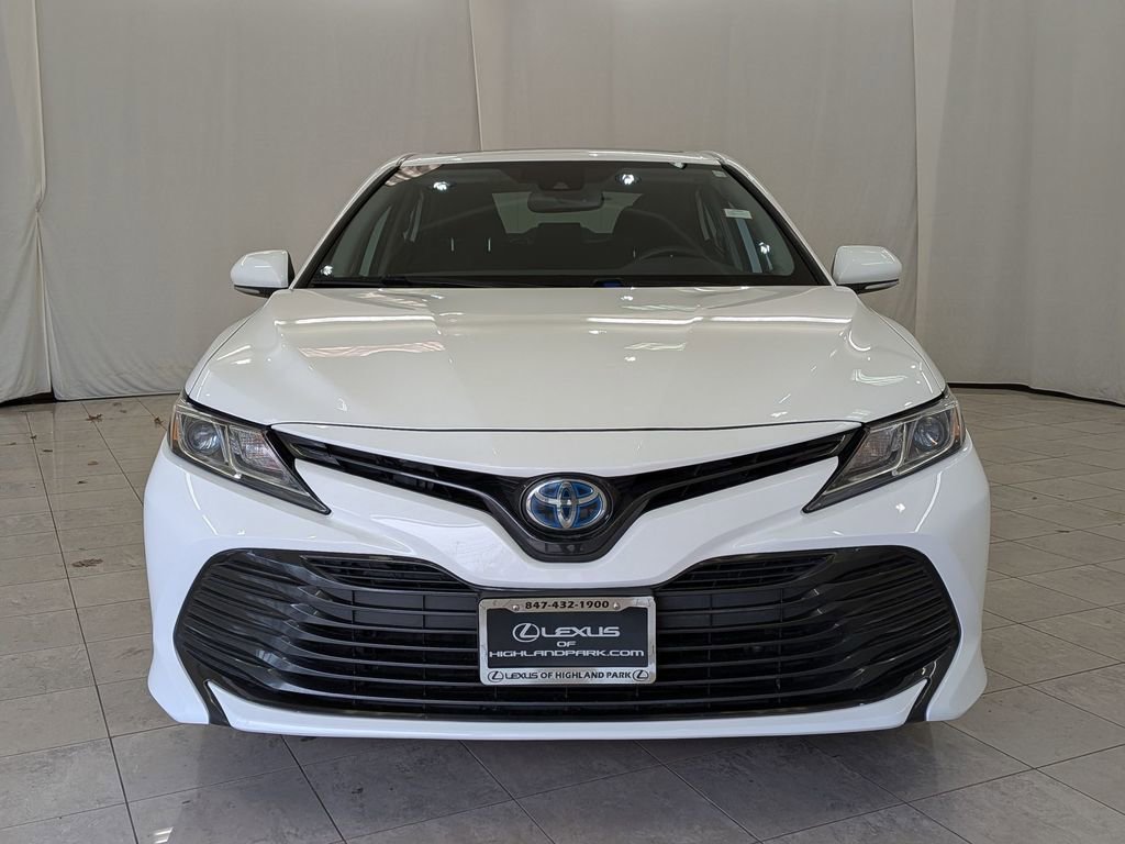 Used 2020 Toyota Camry LE w/ Sunroof Package image 3