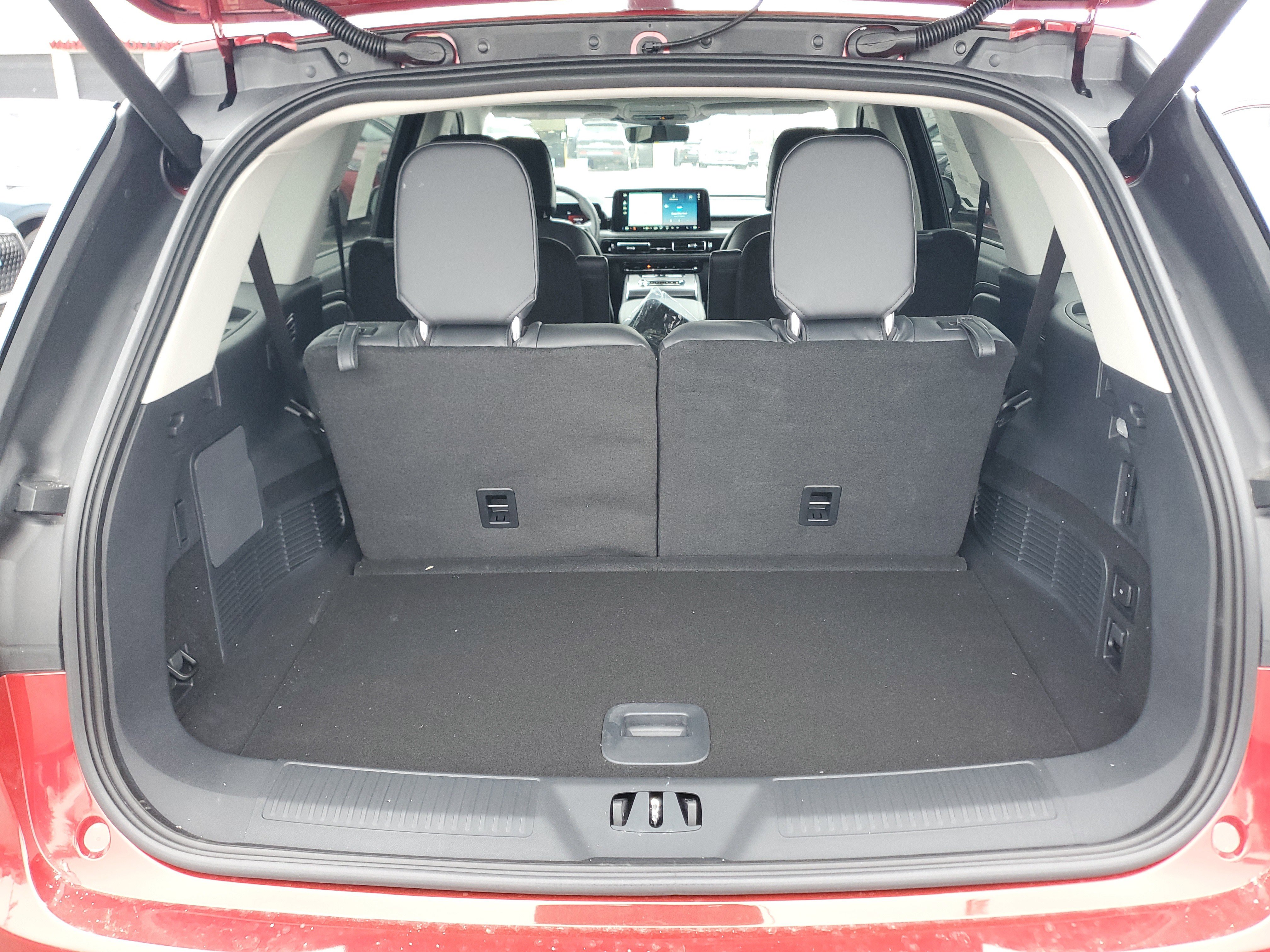 New 2026 Lincoln Aviator AWD image 28