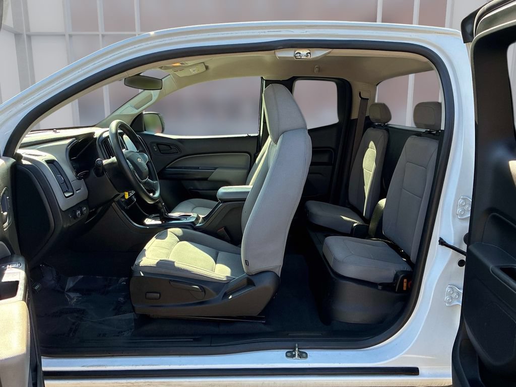 Used 2021 Chevrolet Colorado W/T w/ WT Convenience Package AWD/4WD image 25