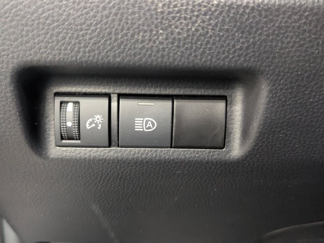 Used 2024 Toyota RAV4 LE FWD image 13
