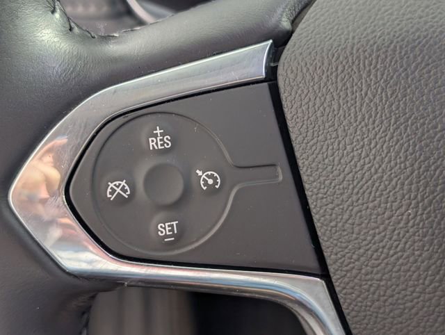 Used 2019 Chevrolet Traverse LT image 16