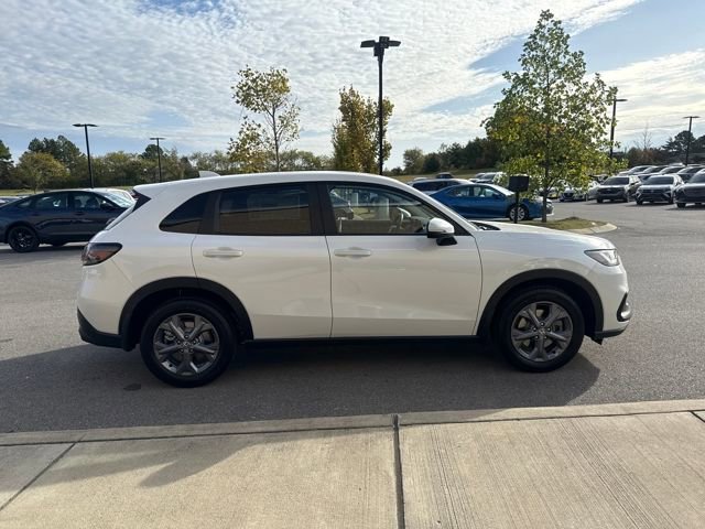 New 2026 Honda HR-V LX image 5