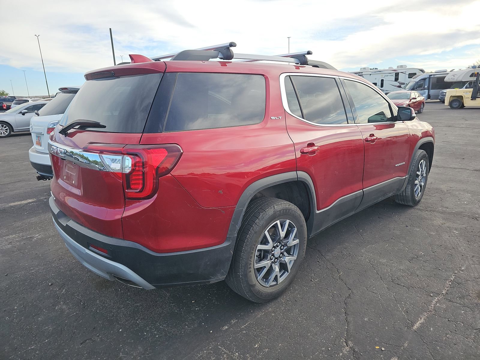 Used 2023 GMC Acadia SLT w/ Technology Package image 4
