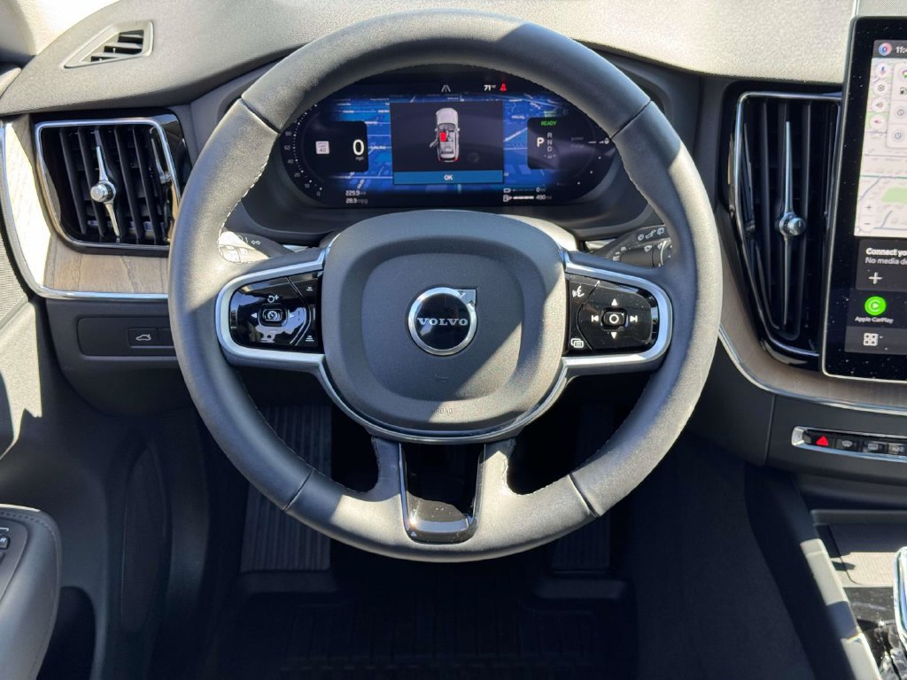 Used 2026 Volvo XC60 T8 Plus w/ Protection Package Premier AWD/4WD image 12