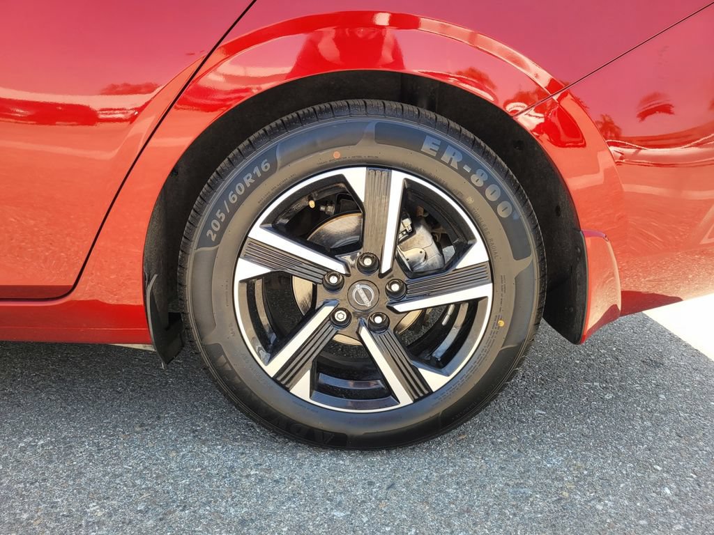 Used 2025 Nissan Sentra SV FWD image 37